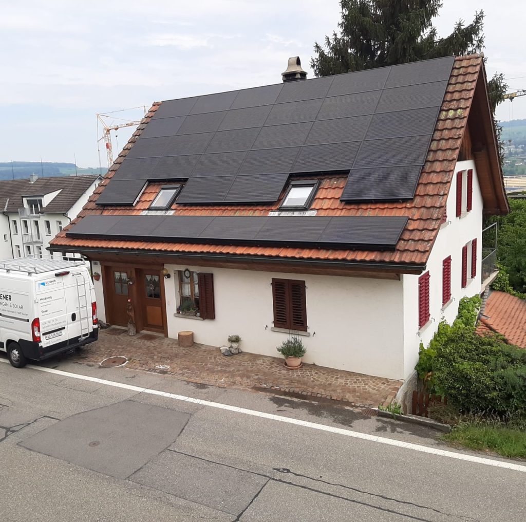 Marti_Solaranlage_Installation